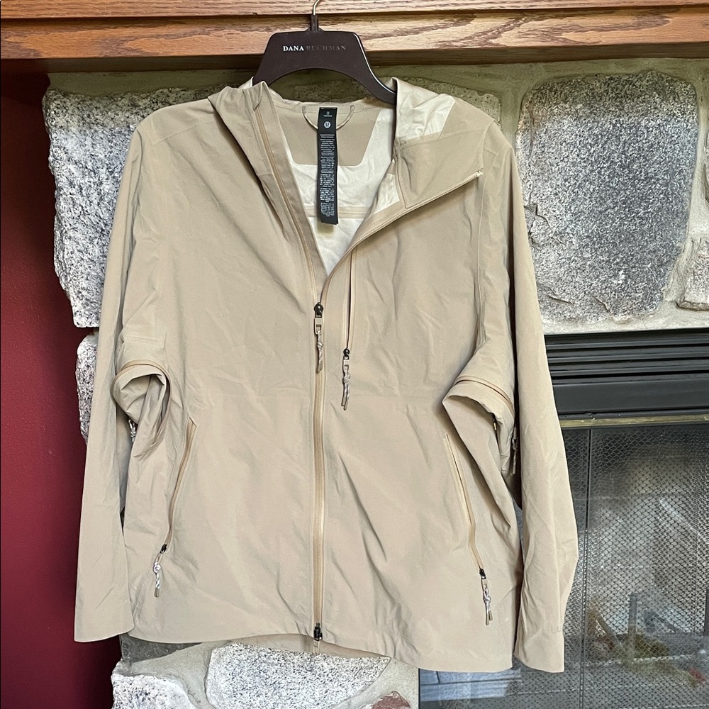 Lululemon  City-to-Hike Waterproof Jacket